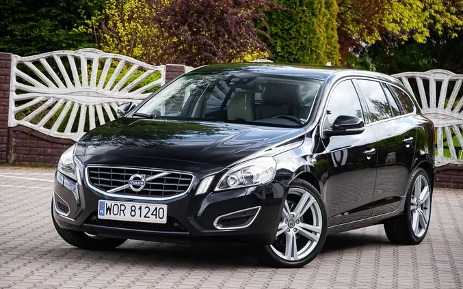 Volvo V60 cena 36900 przebieg: 270000, rok produkcji 2011 z Żychlin małe 742